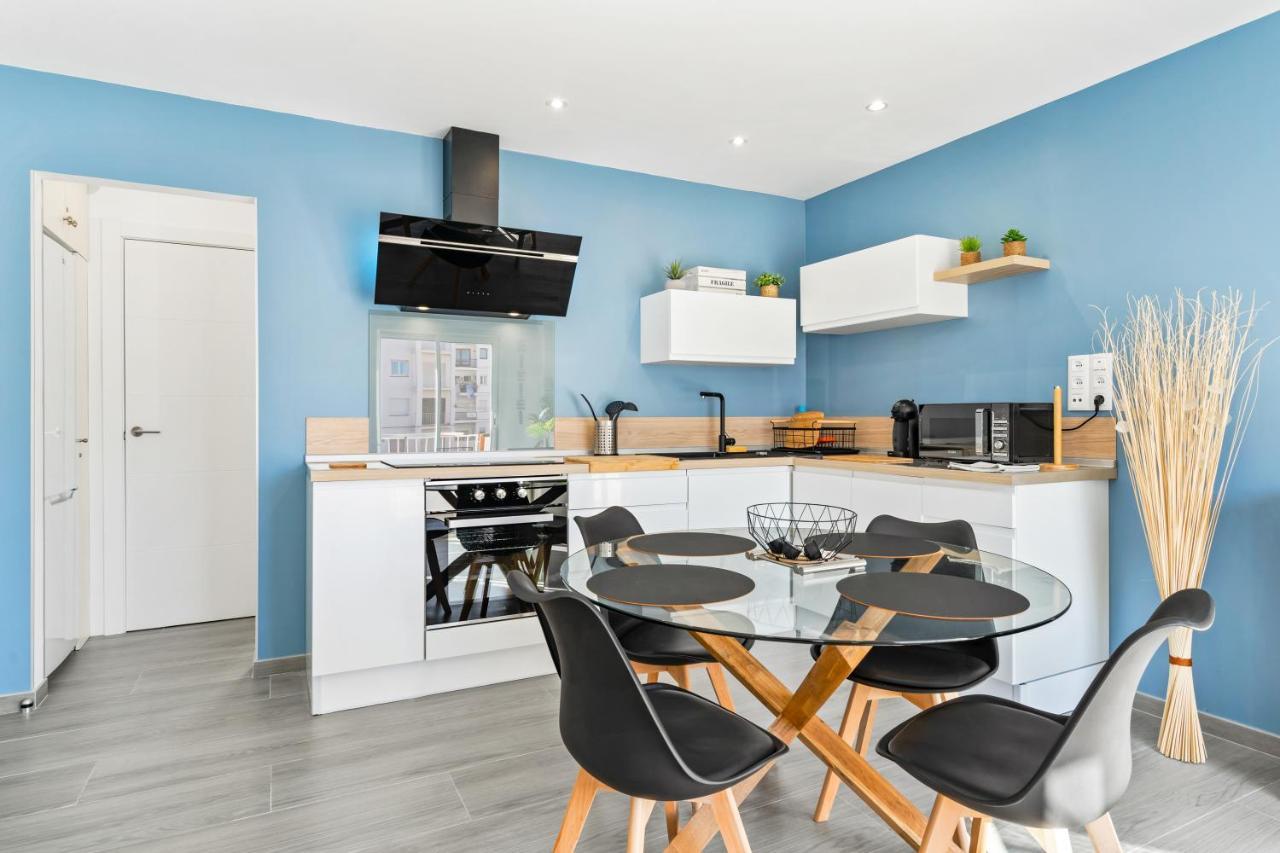 Apartamento Welcs -013- Con Terraza Y Piscina Daire Empuriabrava Dış mekan fotoğraf