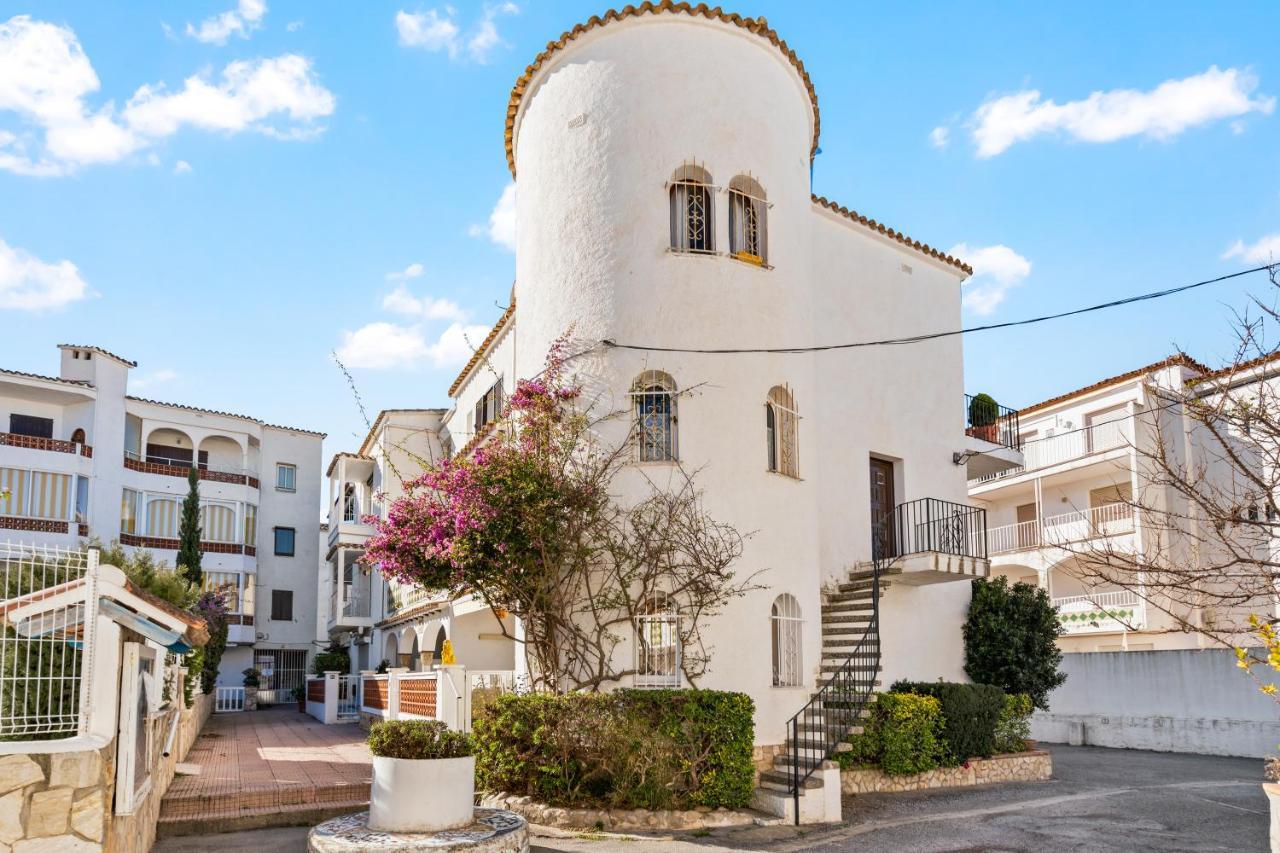 Apartamento Welcs -013- Con Terraza Y Piscina Daire Empuriabrava Dış mekan fotoğraf